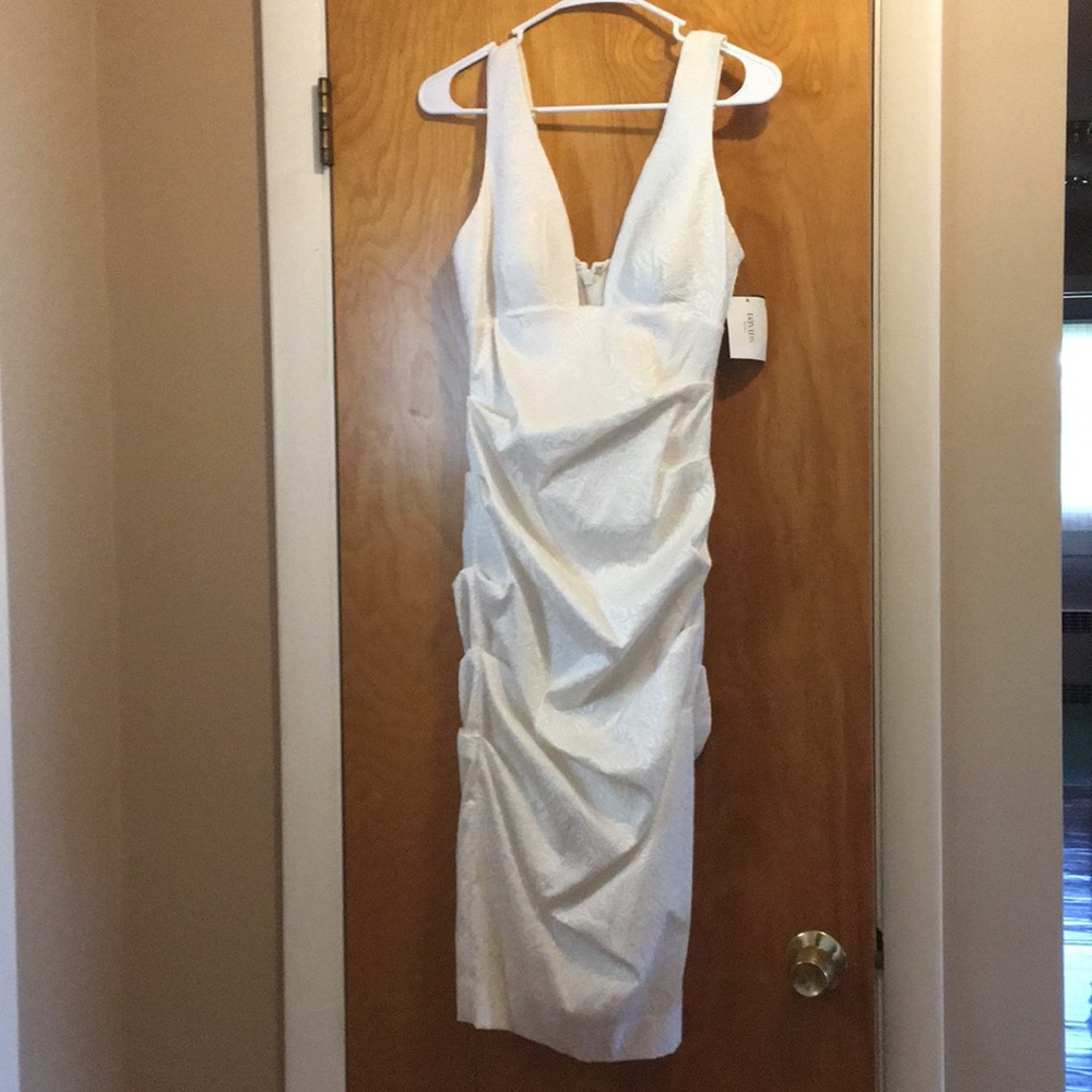NEW! Nicole Miller Ivory Dress